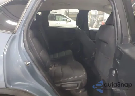 2023 Ford Escape Active z USA, uszkodzony, nr VIN 1FMCU0GN2PUB17130